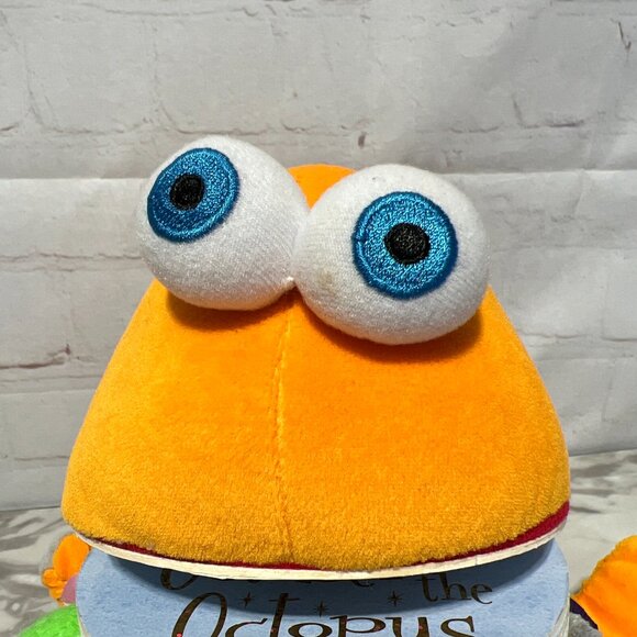 October the Octopus: Huggable Concept Book - Picture 8 of 10